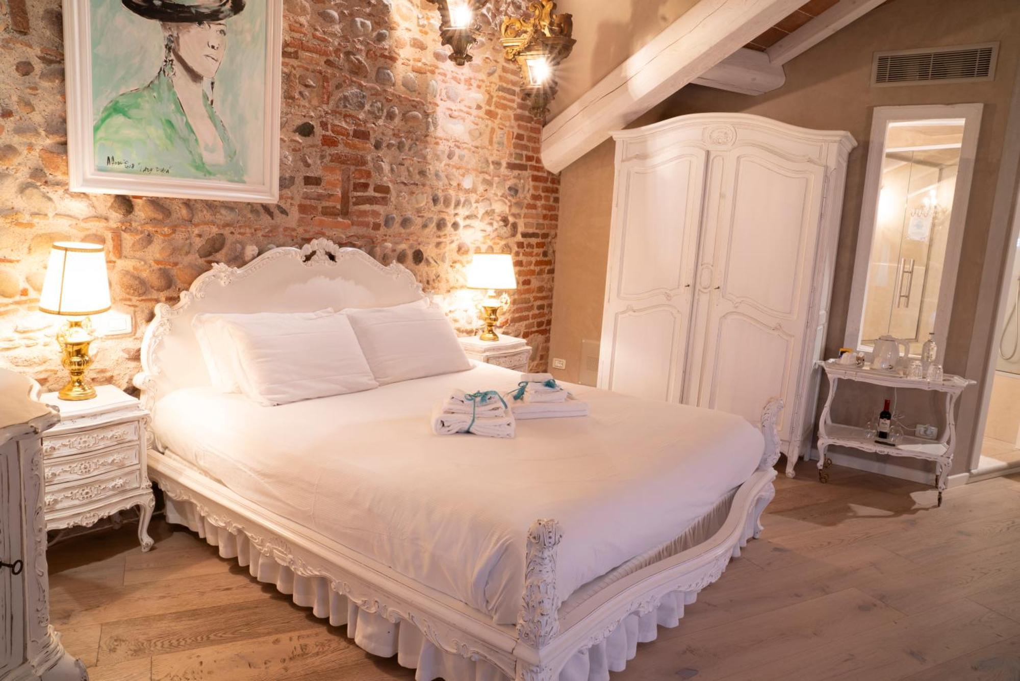 Regia Rosetta - Royal Rooms Borghetto Valeggio sul Mincio Exterior foto